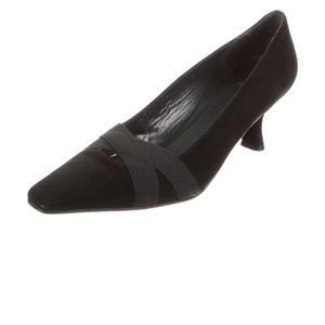 Stuart Weitzman black suede kitten heel pumps size 7